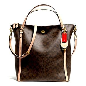 COACH PEYTON SIGNATURE CONVERTIBLE SHOULDER BAG
